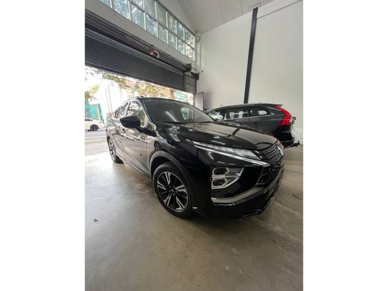 MITSUBISHI ECLIPSE CROSS 1.5 MIVEC TURBO GASOLINA HPE-S S-AWC CVT MITSUBISHI ECLIPSE CROSS 1.5 MIVEC TURBO GASOLINA HPE-S S-AWC CVT